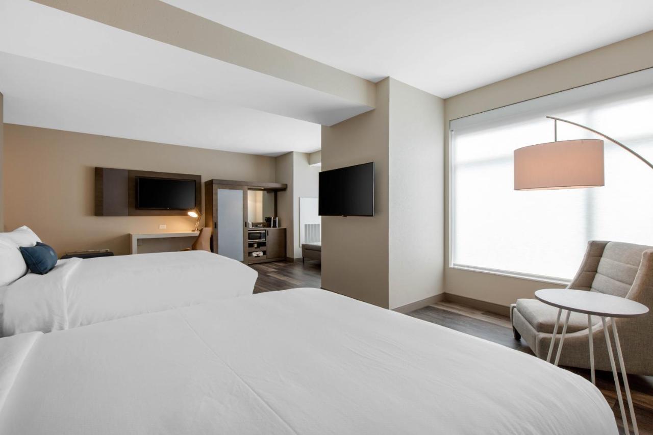 แคมเบรีย โฮเทล เมานต์ เพลเซนต์ - ชาร์ลส์ตัน Hotel ชาร์ลสตัน ภายนอก รูปภาพ