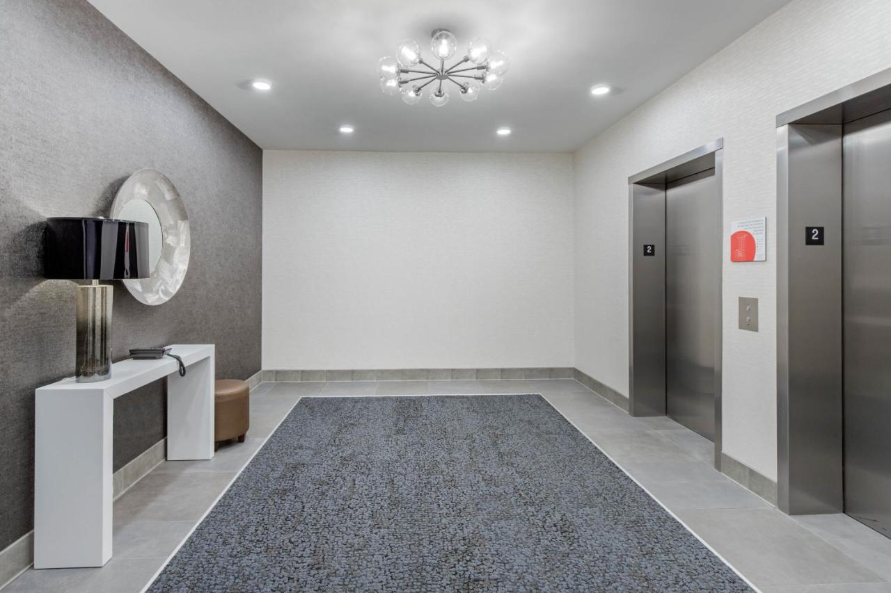 แคมเบรีย โฮเทล เมานต์ เพลเซนต์ - ชาร์ลส์ตัน Hotel ชาร์ลสตัน ภายนอก รูปภาพ