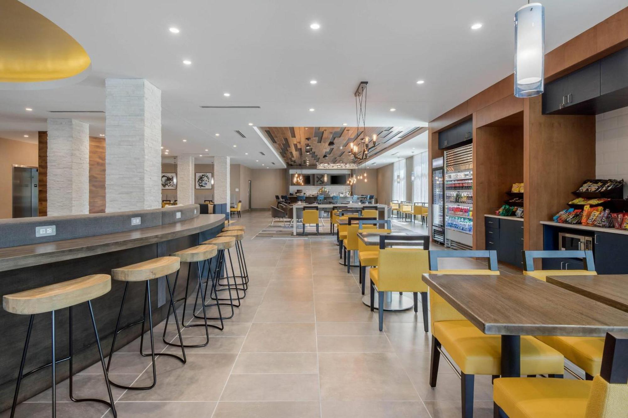 แคมเบรีย โฮเทล เมานต์ เพลเซนต์ - ชาร์ลส์ตัน Hotel ชาร์ลสตัน ภายนอก รูปภาพ