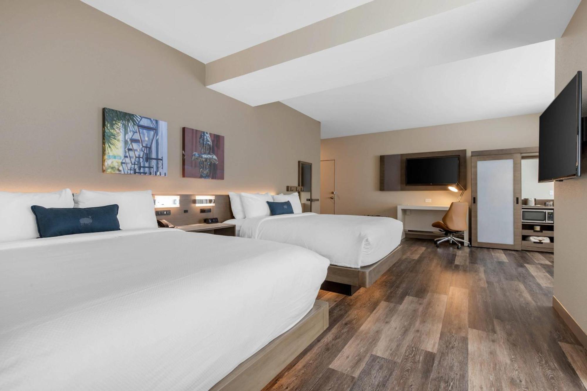 แคมเบรีย โฮเทล เมานต์ เพลเซนต์ - ชาร์ลส์ตัน Hotel ชาร์ลสตัน ภายนอก รูปภาพ